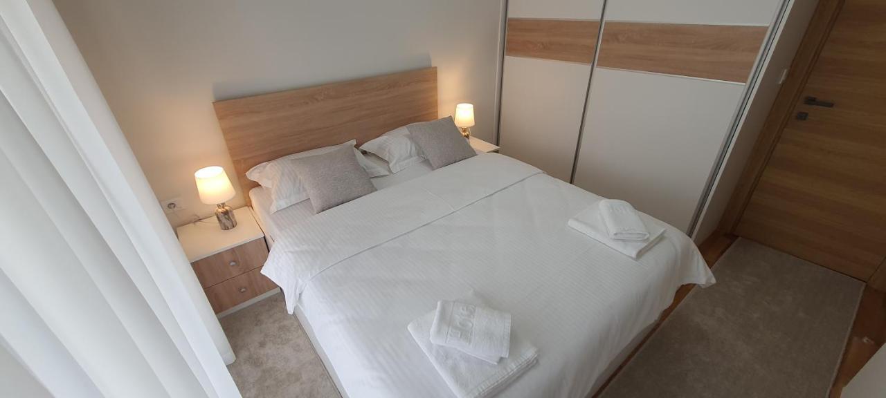Luxury Apartment Stefanija 蒂瓦特 外观 照片